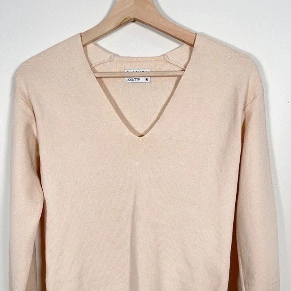🌟✨2 for $30✨🌟 FRANK & OAK | OATMEAL V-NECK COMPACT SWEATER - Picture 5 of 14
